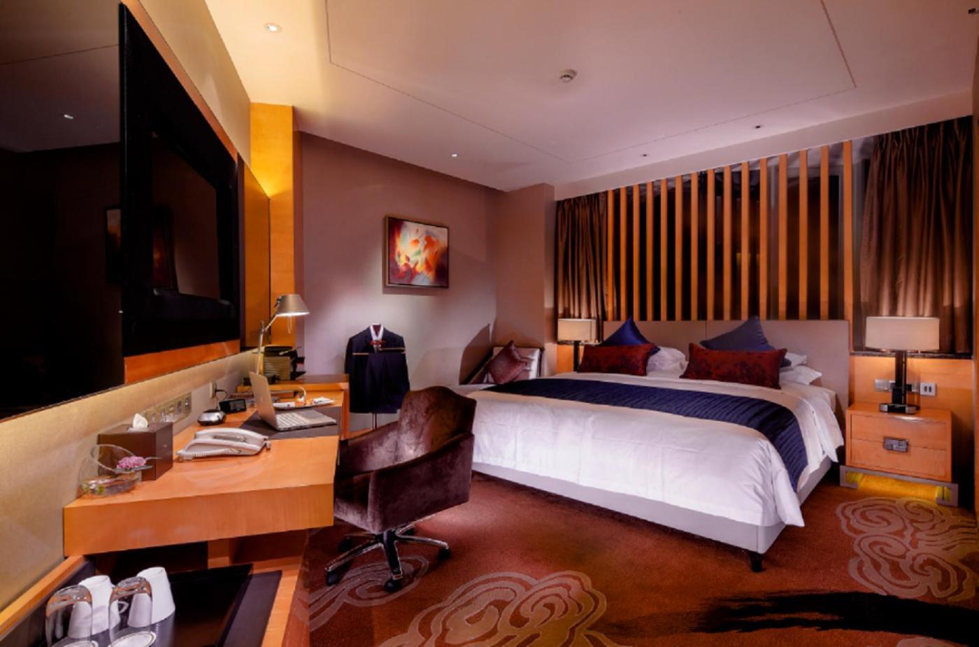 Felton Grand Hotel Чэнду Экстерьер фото