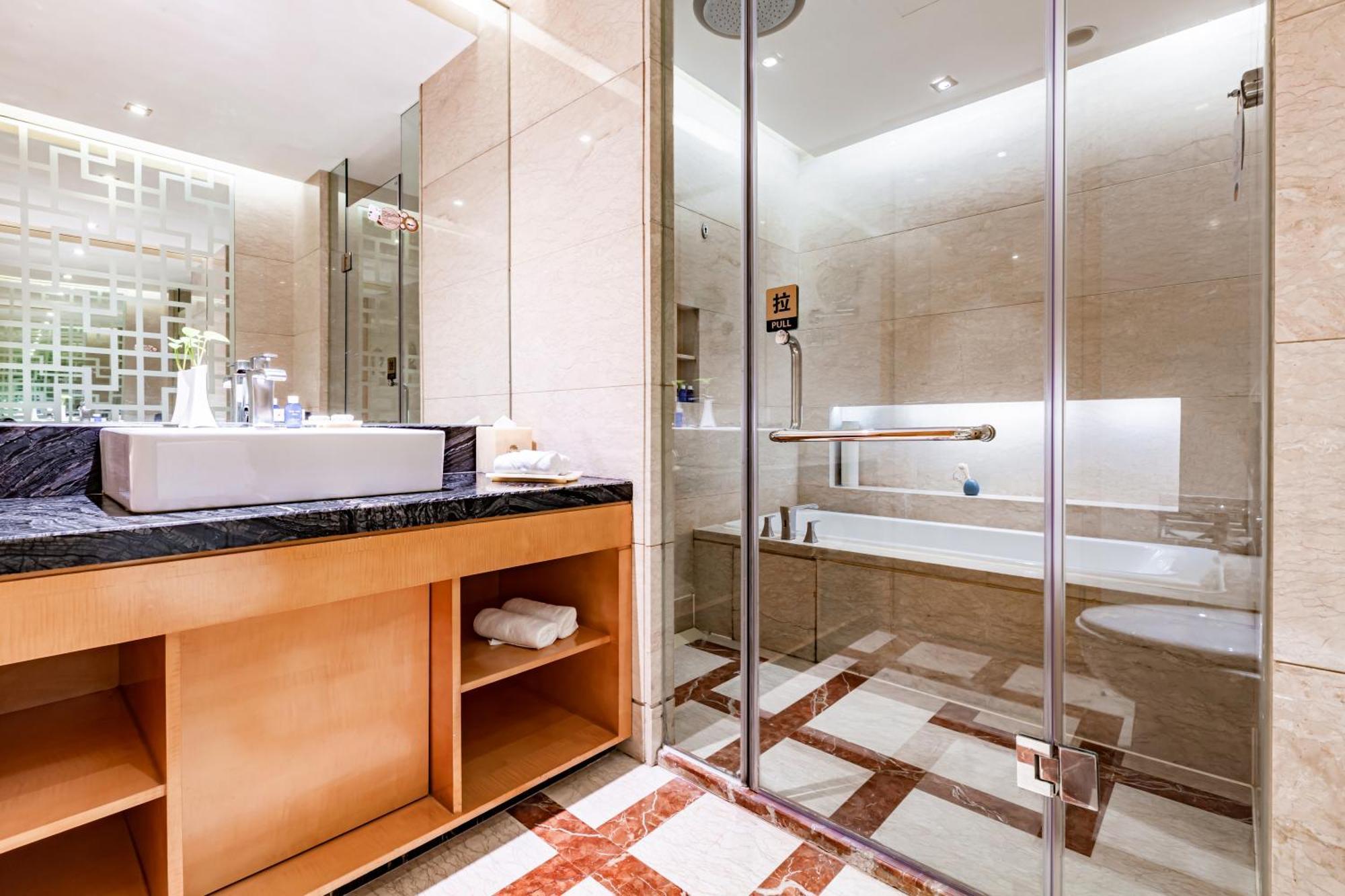 Felton Grand Hotel Чэнду Экстерьер фото