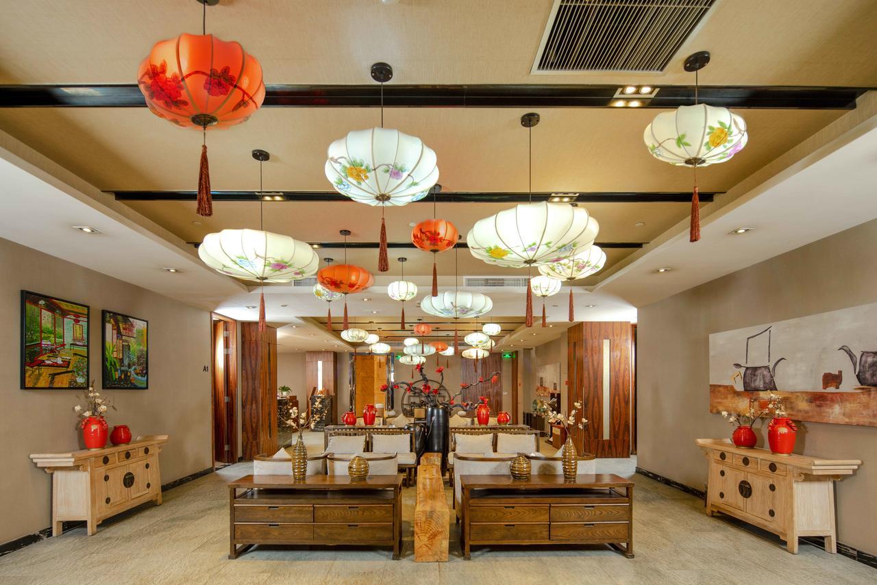 Felton Grand Hotel Чэнду Экстерьер фото